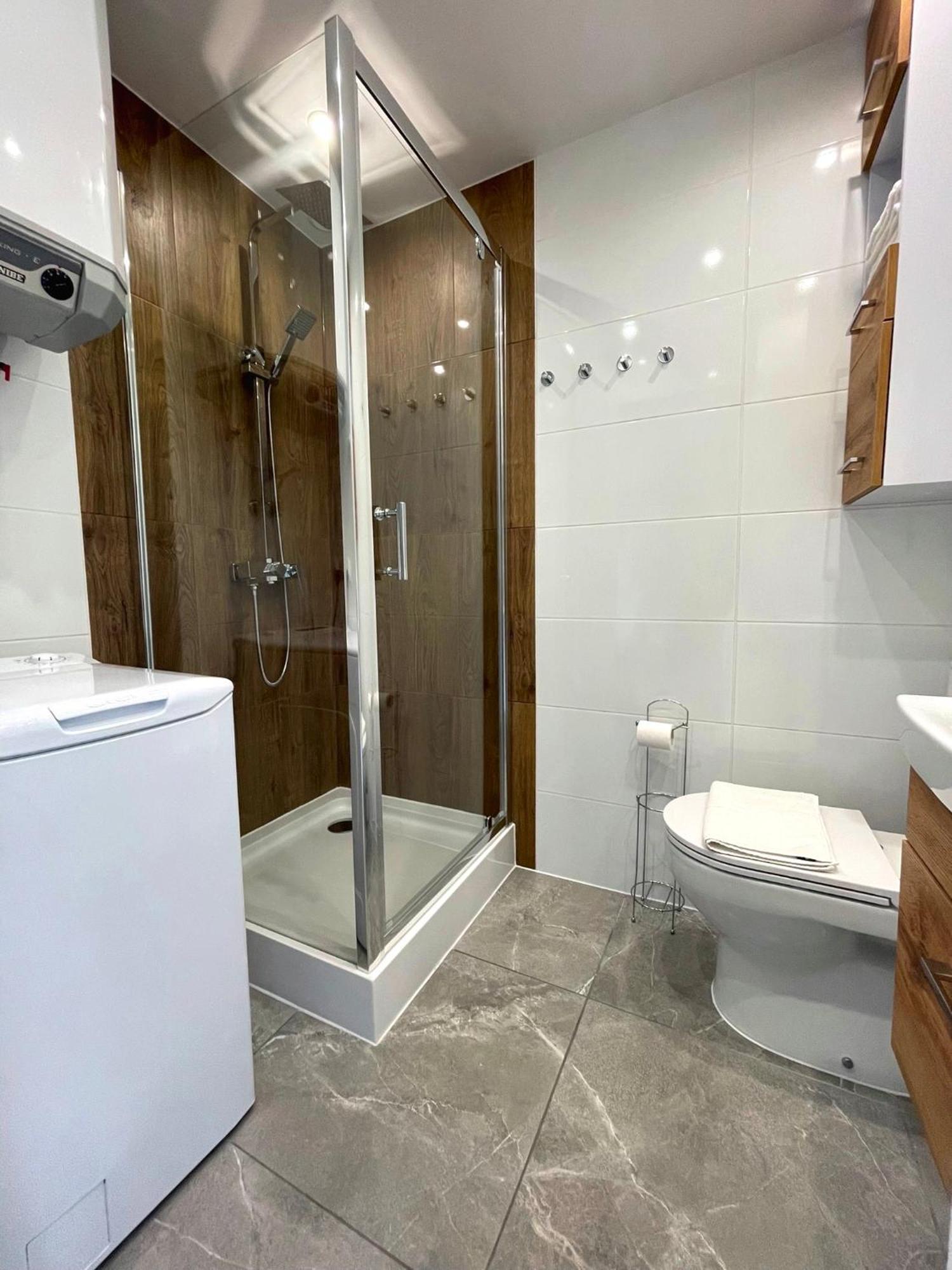 Apartament Konstytucji - Centrum Świnoujście Buitenkant foto